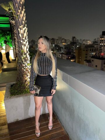 במרכז -אירנה